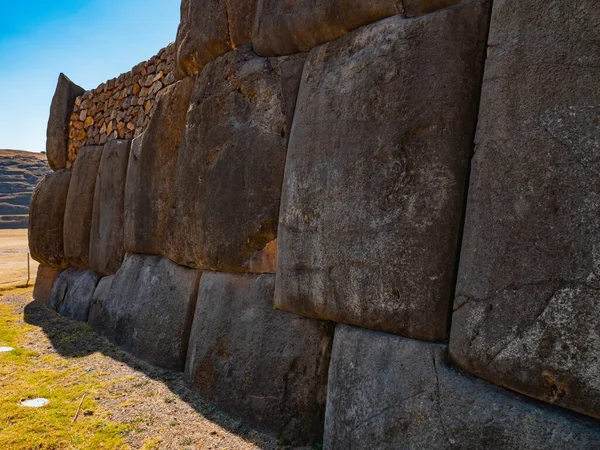 Cerrar Vista Enormes Bloques Piedra Las Paredes Fortaleza Sacsayhuaman Cusco — Foto de Stock