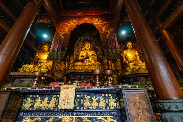 Shrine Altar Lingiyun Lingyun Temple Leshan Giant Buddha Sichuan Province — Stock Photo, Image