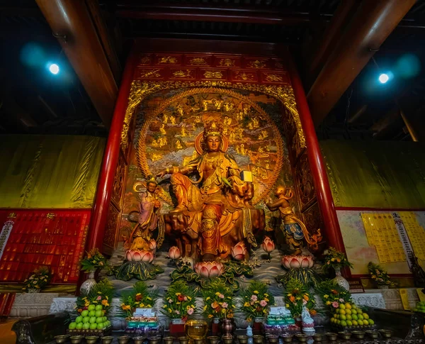 Statue Guanyin Chinese Goddess Backside Lingyun Temple Lingyin Leshan Giant — Stock Photo, Image