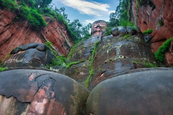 Vista Frontal Inferior Del Buda Gigante Dafo Ciudad Leshan Provincia — Foto de Stock