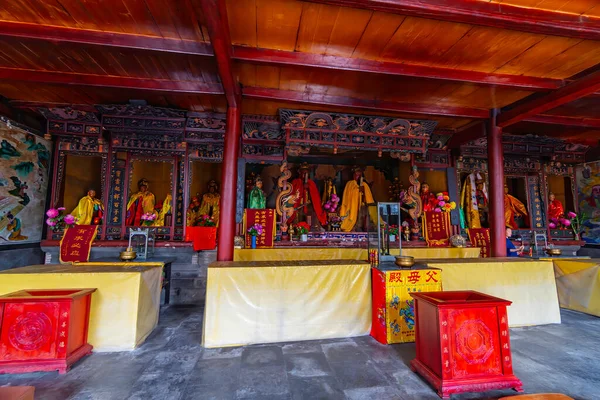 Altar Pray Buddha Several Gods Main Building Purple Cloud Palace — Stock Photo, Image