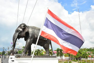 Rayong Tayland 06 Haziran 2019 Piemphong Sarn Köprüsü. Siyah Elepha