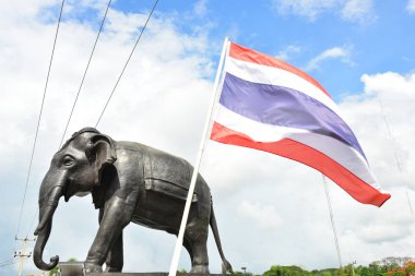 Rayong Tayland 06 Haziran 2019 Piemphong Sarn Köprüsü. Siyah Elepha