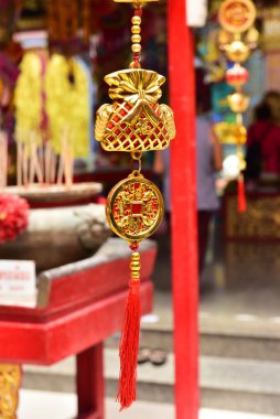 Suphanburi şehri Tayland 27 Mayıs 2018 Suphanburi Tayland 'da tanımlanamayan dev ejderha heykeli. Yeni Yıl Fener Festivali, Ejderha Çin Yeni Yılı.