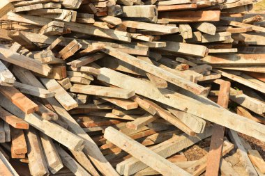 Rayong, Tayland - 25 Mart 2020 Tanımlanamayan iş, inşaat, takım çalışması ve inşaat işçileri bölgede çalışıyor.