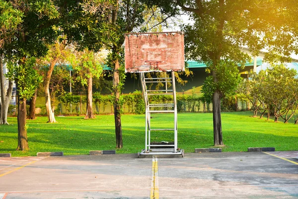 Basketball Court Old Wood Backboard Blue Sky White Clouds Background — Stock Photo, Image