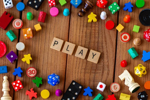Játssz Fából Készült Betűkkel Írva Körülvéve Kocka Kártyák Egyéb Játék — Stock Fotó