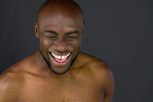 Africano americano hombre gritando —  Fotos de Stock