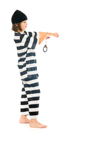 Adolescente prisioneiro apontando dedo — Fotografia de Stock