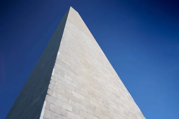 Close up, low angle view of Washington obelisk — Stock Photo, Image