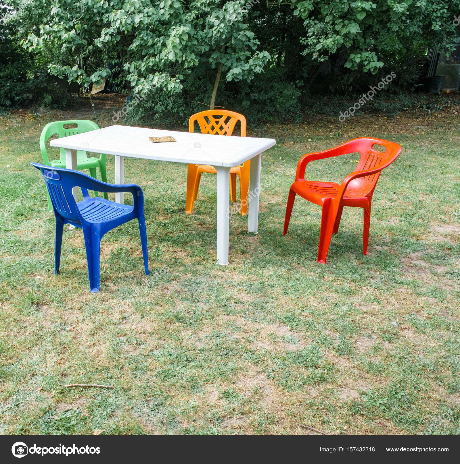 Colourful plastic garden chairs hot sale