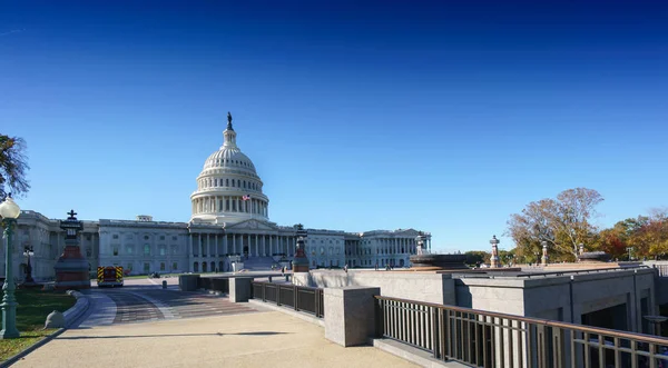 Capitol byggnaden exteriör — Stockfoto