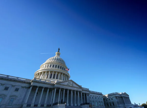 Capitol building exterior — Stock Photo, Image