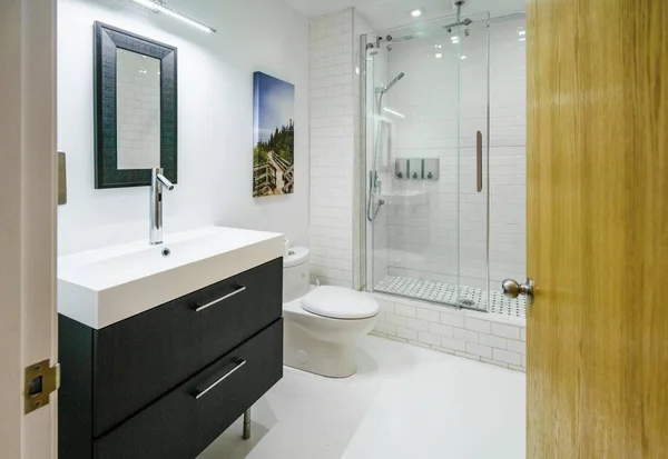 Innenraum Des Modernen Luxus Badezimmers — Stockfoto