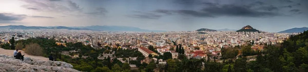 Panorama Ciudad Montaña Contra Cielo Atenas Grecia — Foto de Stock