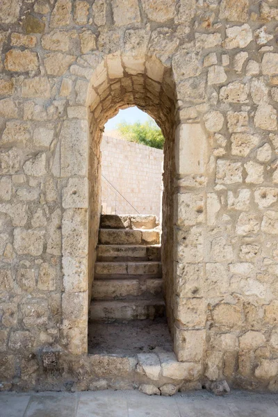 Entrada Arqueada Estrecha Con Escalera Heraklion Grecia — Foto de Stock