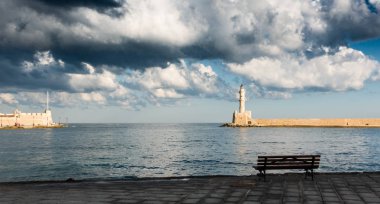 Chania cityscape ve deniz, Crete, Yunanistan