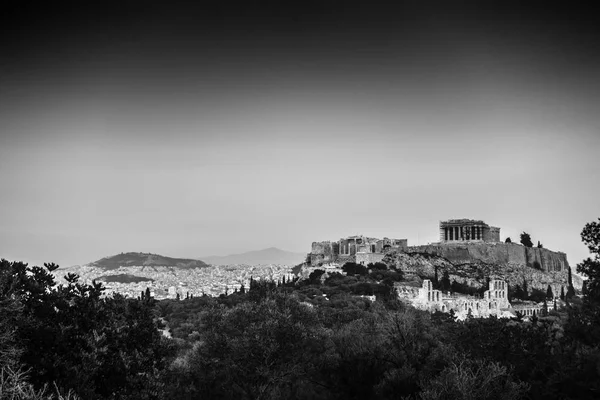 Akropolis Atény Obklopené Svěží Zeleň Řecko Evropa — Stock fotografie