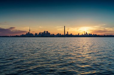 Şehir manzarası ve Ontario Gölü
