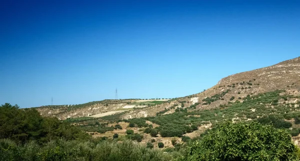 Piękny Widok Polach Uprawnych Górskie Przeciwko Niebo Kreta Grecja — Zdjęcie stockowe
