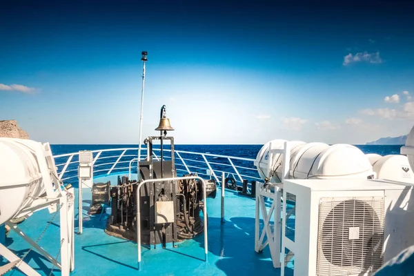 Boot en zeegezicht, Kreta, Griekenland — Stockfoto