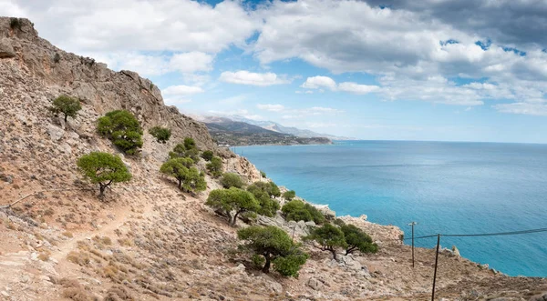 Schilderachtig Uitzicht Berg Door Zee Kreta Griekenland — Stockfoto