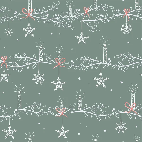 Niedliches handgezeichnetes nahtloses Muster mit Kerzen, Zweigen und Weihnachtsdekoration - weihnachtlicher Hintergrund, ideal für Textilien, Banner, Tapeten - Vektordesign — Stockvektor
