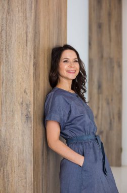 Fotoğraf stüdyosunda ayarla model