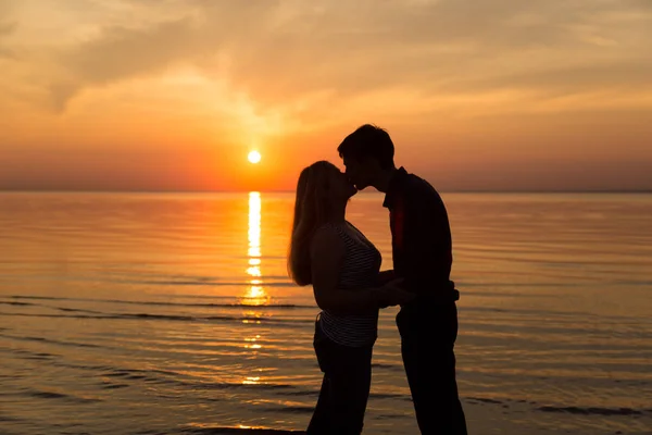 Família Praia Pôr Sol — Fotografia de Stock