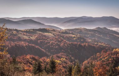Güz Karpatları 'nın Manzaraları