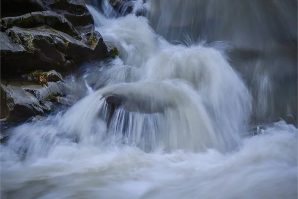 Fiume Montagna Primavera — Foto Stock