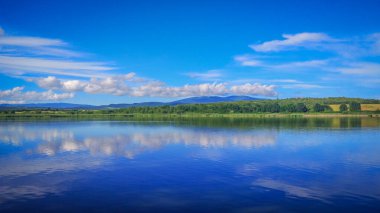 Transcarpathia 'daki Yaz Gölü