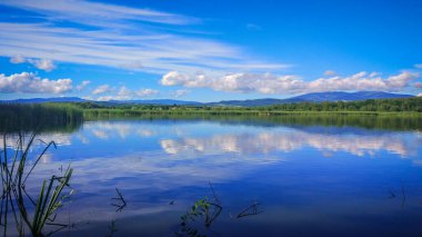 Transcarpathia 'daki Yaz Gölü