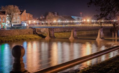 Uzhgorod akşam şehri kışı