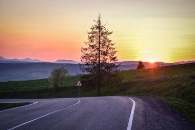 Karpatlar baharda