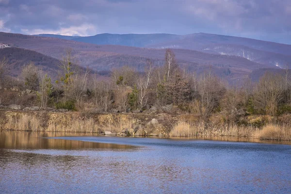 Lago Montaña Invierno — Foto de Stock