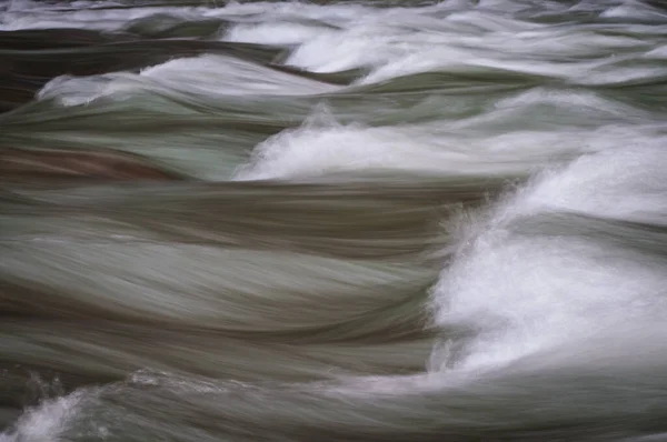 Rio Montanha Inverno — Fotografia de Stock