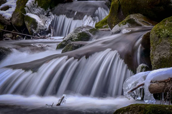 Rivière Montagne Hiver — Photo