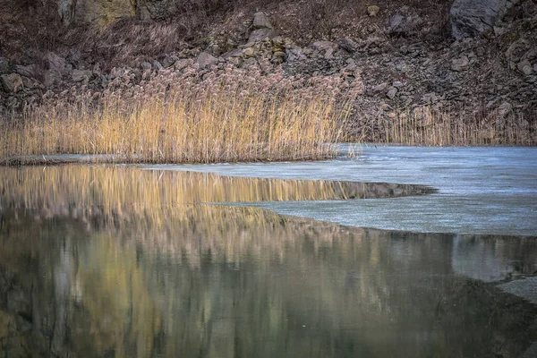 Bergsee Winter — Stockfoto