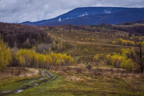 Güz Karpatları 'nın Manzaraları