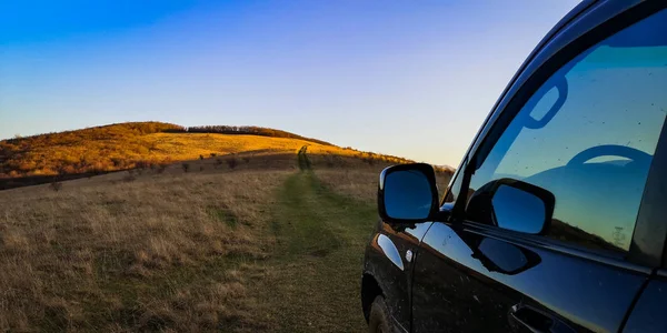 Suv Travels Carpathians — Stock Photo, Image