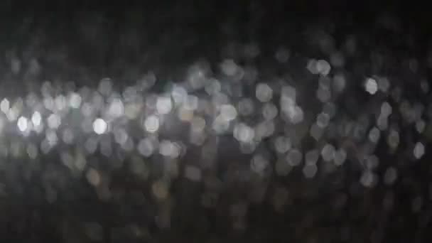 Пушистый Снегопад Зимней Ночью — стоковое видео