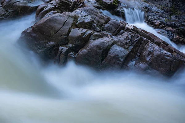 Horská Řeka Zimní Večer — Stock fotografie