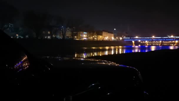 Urbane Nachtlandschaft Von Uzhgorod Und Suv — Stockvideo