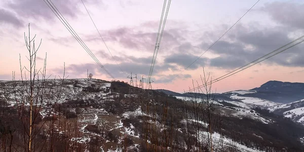 Líneas Eléctricas Través Cordillera Los Cárpatos —  Fotos de Stock