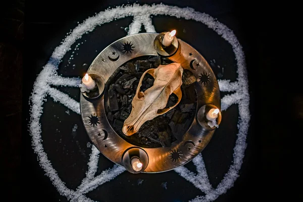 Metaphorisches Stillleben Okkulter Symbole — Stockfoto