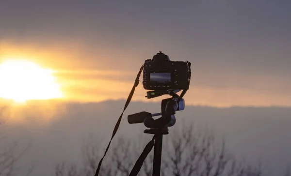 Caméra Prend Coucher Soleil — Photo