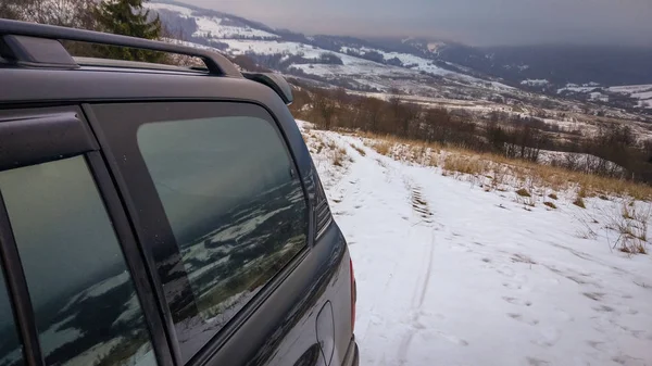 Suv Travels Carpathians — Stock Photo, Image