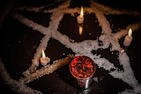 Nature Morte Métaphorique Des Symboles Occultes — Photo