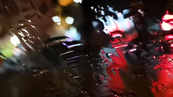 Paisagens Cidade Noturna Chuva Através Pára Brisas — Vídeo de Stock